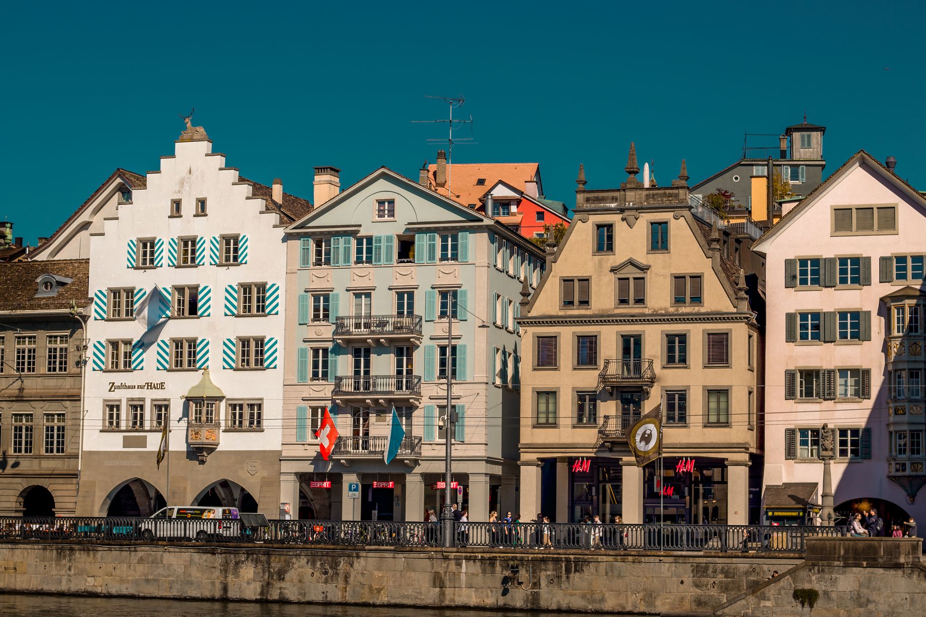 Ville de Zurich en Suisse - paysage urbain et architecture